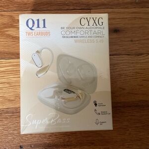 Q11 CYXG headphones
